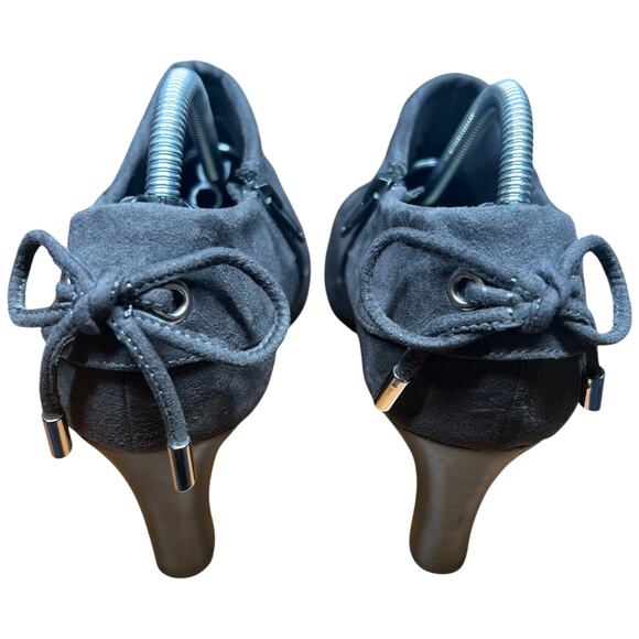 COACH and FOUR Women's Size 8 Gray Suede Ankle Booties Zip Cuffed Bow Heels - Picture 9 of 14